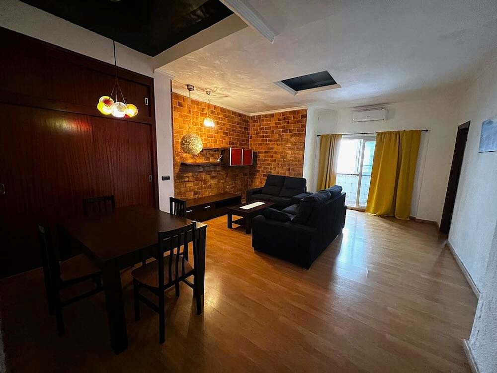 Property 2472 - Image 3